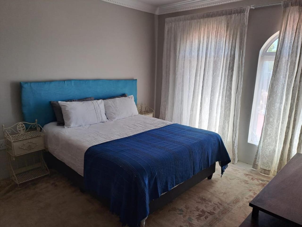 Stone Crown Manor B&B Diasstrand ภายนอก รูปภาพ